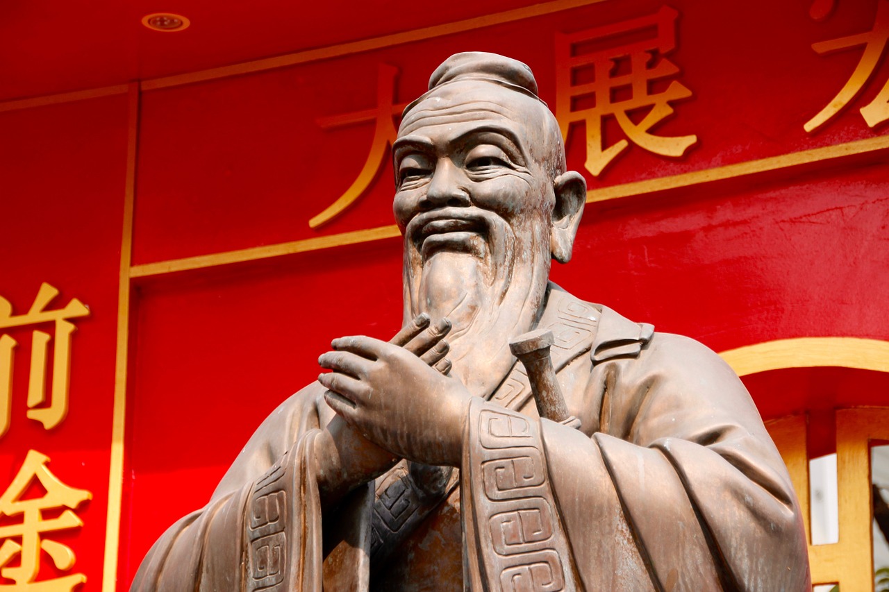 Konfuzius Statue